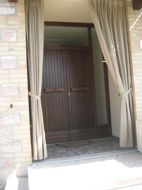 Assisana Affittacamere Santa Maria Degli Angeli  Habitación foto